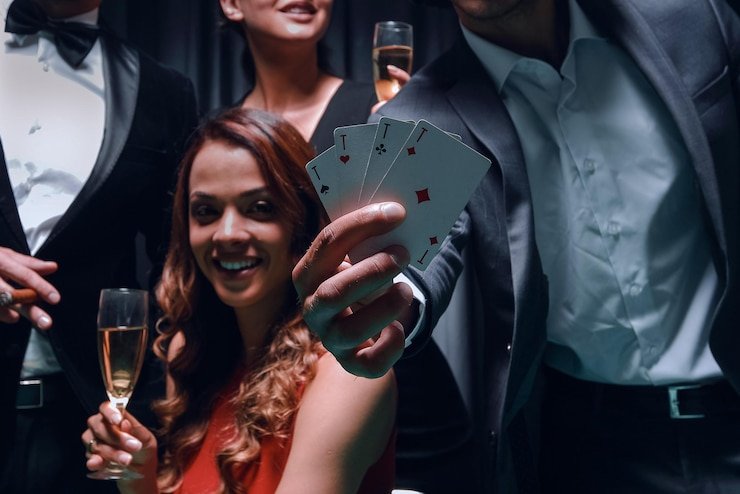 মোবাইলে রামি গেম খেলার ধাপ ও কৌশল